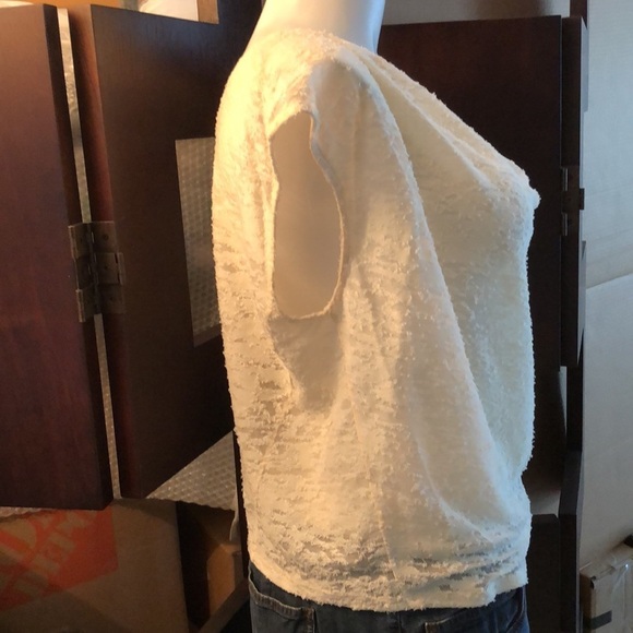 BCBG Cream Top with Cowl Neckline NWOT sz M - Picture 3 of 9